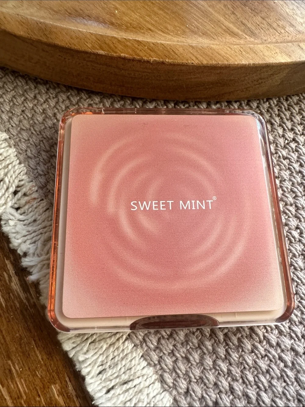 Sweet Mint Glow Face Palette - Neutral Pink & Taupe
